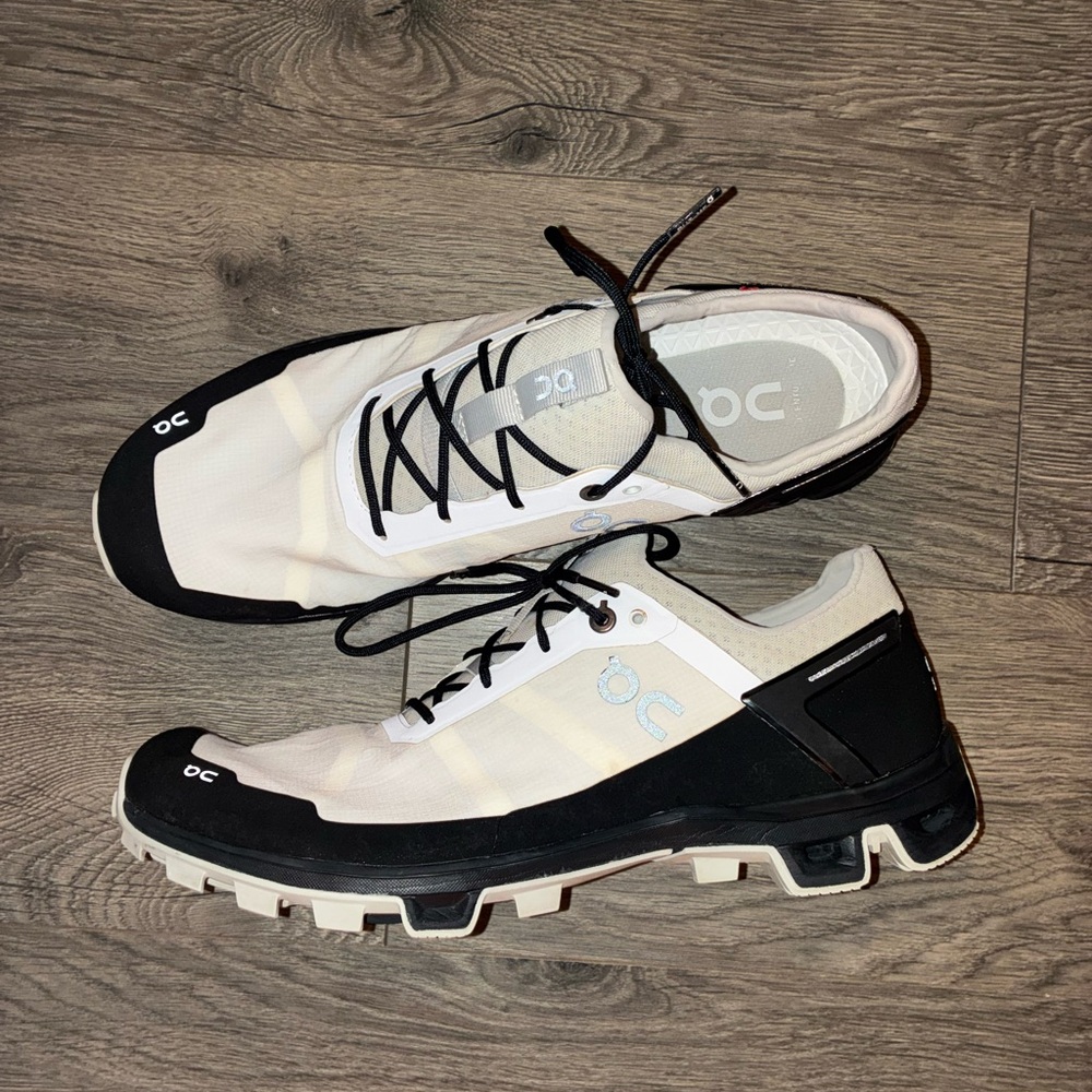 EUC men’s oncloud cloud tech running sneaker - Picture 2 of 4